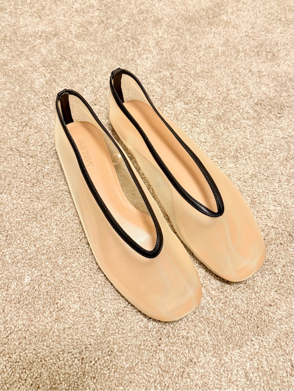NEW! Old Navy Sheer Nude Ballet Flats with Black Trim Size 8-8.5